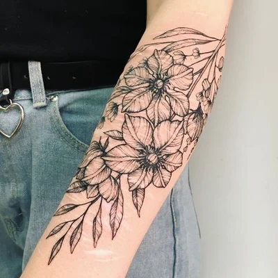 Sandra Storm tattoo 024