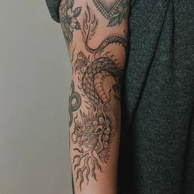 Sandra Storm tattoo 047