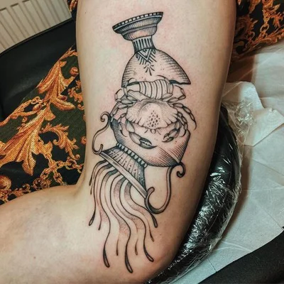Sandra Storm tattoo 049
