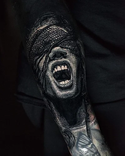 Sandry Riffard tattoo 032