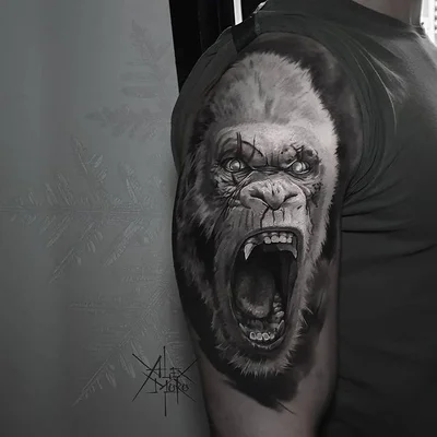 Alex Moro tattoo 007