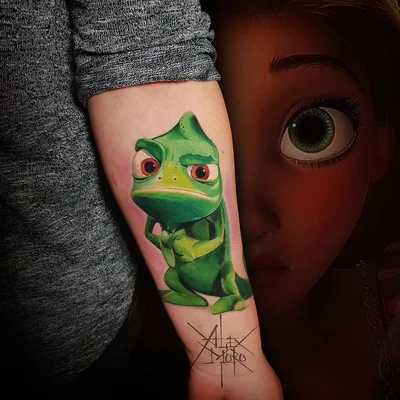 Alex Moro tattoo 012