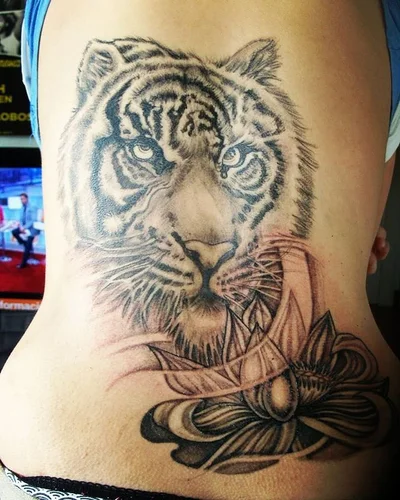Sangre x Amor tattoo 028