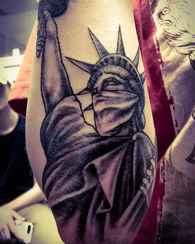 Santana Tattooer tattoo 029