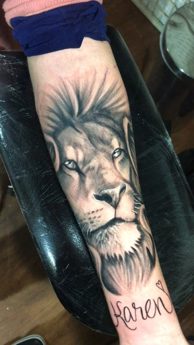 Santiago Medina tattoo 036