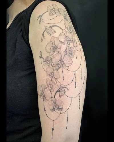 Sara Apone tattoo 038