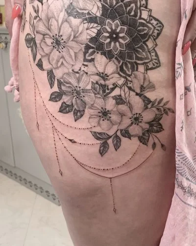 Sara Apone tattoo 041
