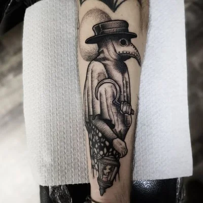 Sara Rossi tattoo 030
