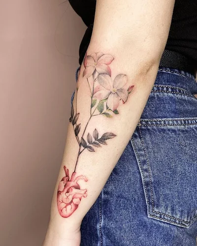 Sara Rossi tattoo 033