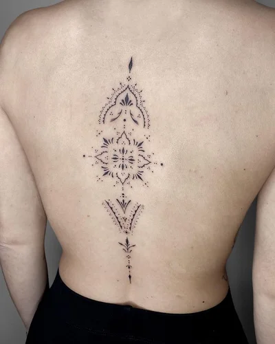 Sara Rossi tattoo 043