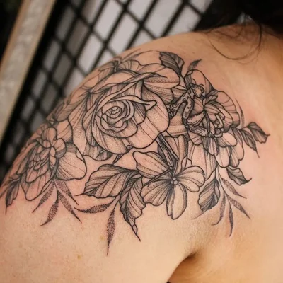 Sara Scribbles tattoo 011