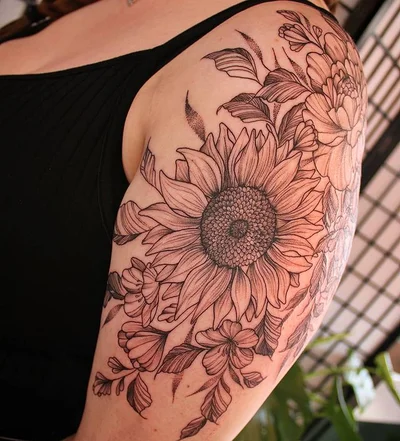 Sara Scribbles tattoo 035