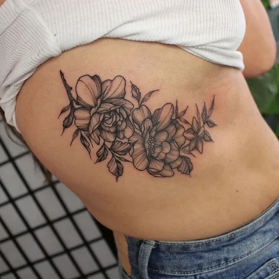 Sara Scribbles tattoo 037