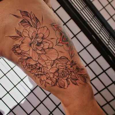 Sara Scribbles tattoo 043