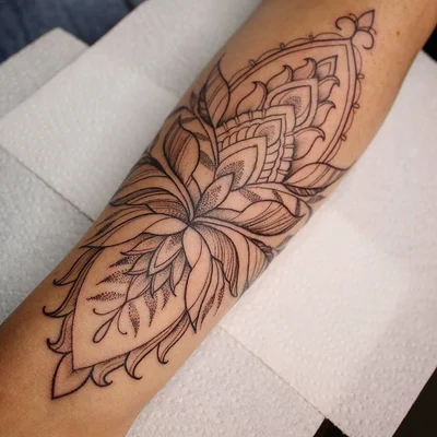 Sara Scribbles tattoo 049