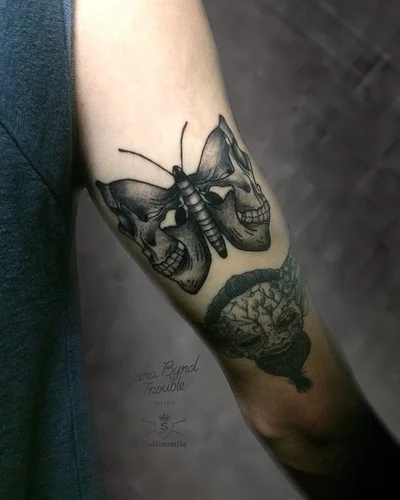 Sara Raquel tattoo 016