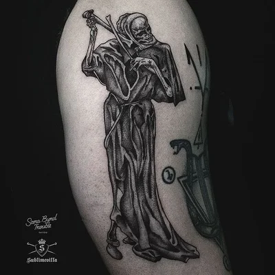 Sara Raquel tattoo 018