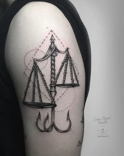 Sara Raquel tattoo 021