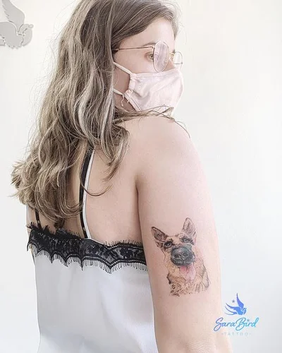 Sara Raquel tattoo 038