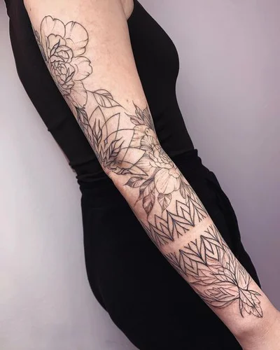 Sara Gontier tattoo 016