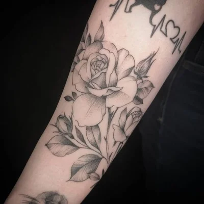Sarah-Jane tattoo 031