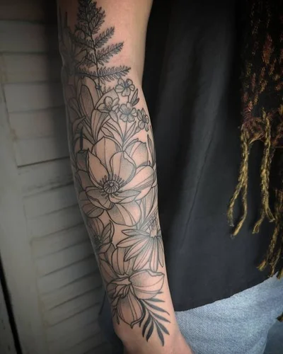 Sarah-Jane tattoo 042