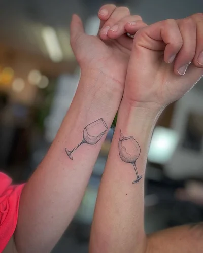 Sarah-Jane tattoo 045
