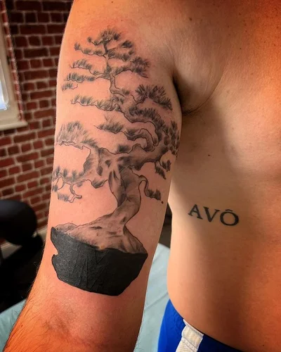 Sarah Stoeckel tattoo 022