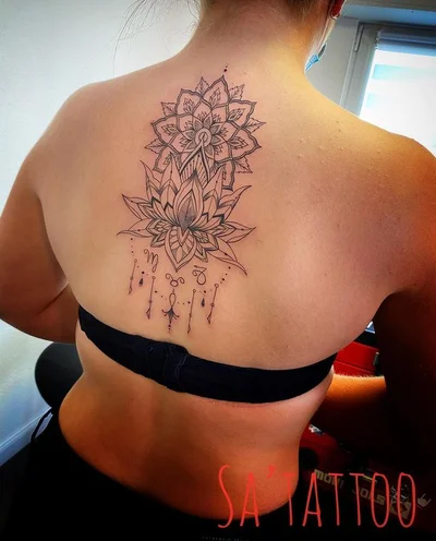 Sarah Stoeckel tattoo 032