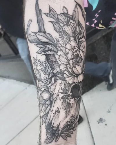 Sarah Spread tattoo 021
