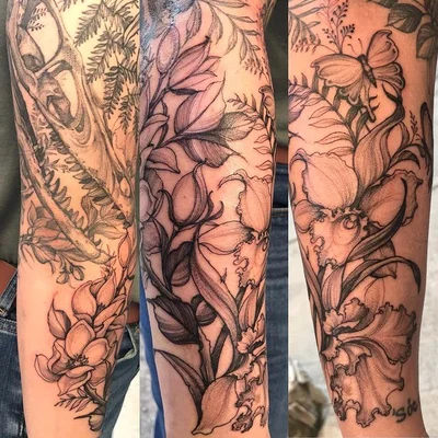 Sarah Spread tattoo 026