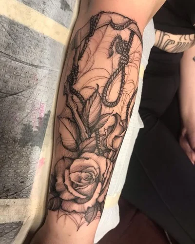 Sarah Spread tattoo 027