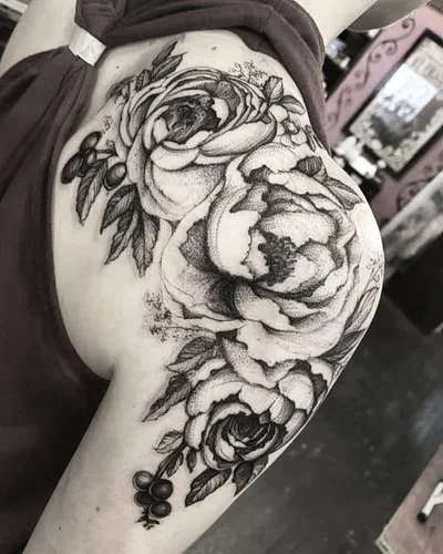 Sarah Spread tattoo 029