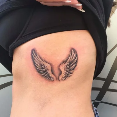 Sarah Kaufmann tattoo 019