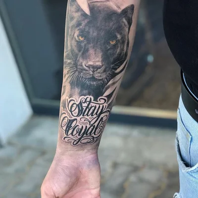 Sarah Kaufmann tattoo 021