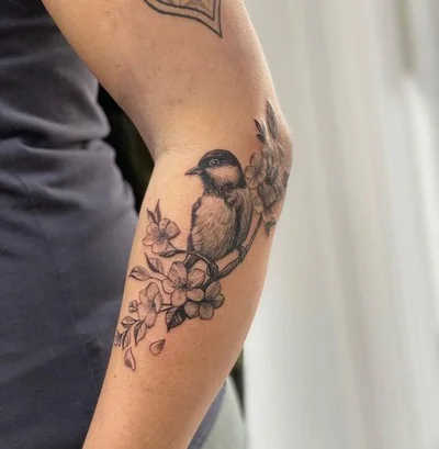 Sarah Kaufmann tattoo 032