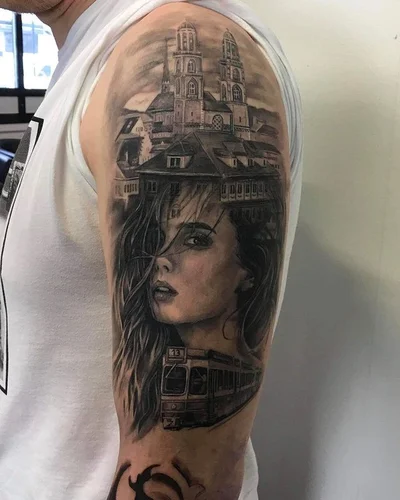 Sarah Kaufmann tattoo 049