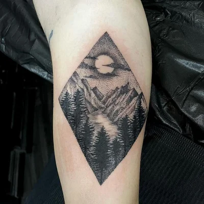 Sara Iuso tattoo 025