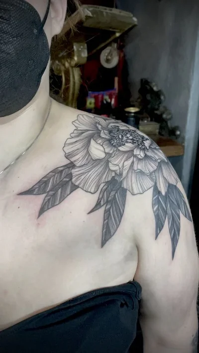 Sara Iuso tattoo 028