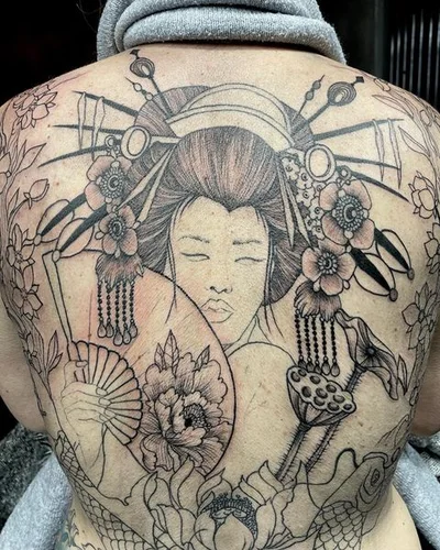 Sara Iuso tattoo 034