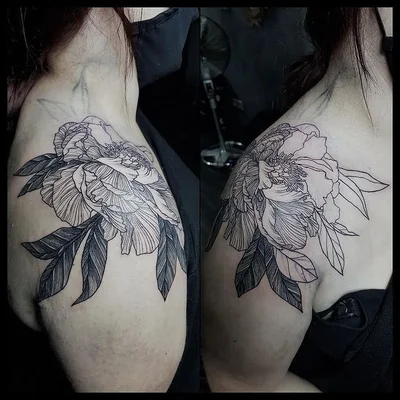 Sara Iuso tattoo 043
