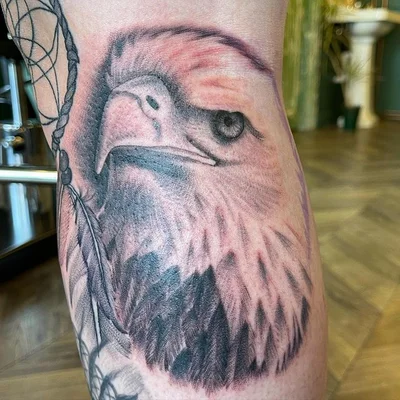 Sarah Bacon tattoo 047