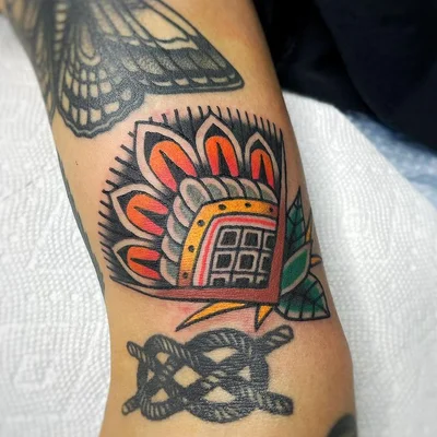 Sarah Keeley tattoo 017