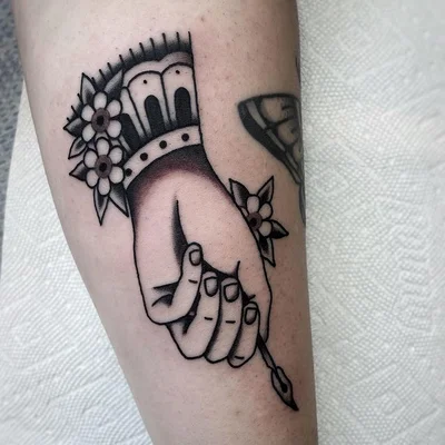 Sarah Keeley tattoo 041
