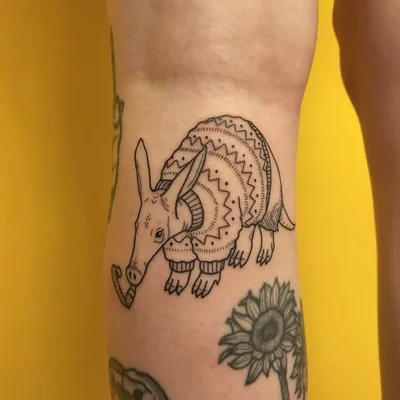 Sarah Alexander tattoo 010