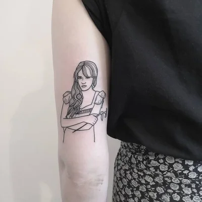 Sarah Alexander tattoo 021