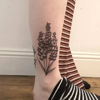 Sarah Alexander tattoo 034