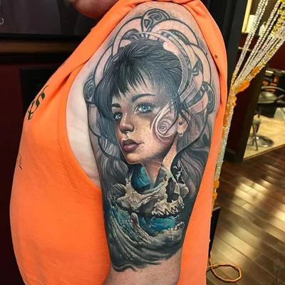 Sarah Miller tattoo 007