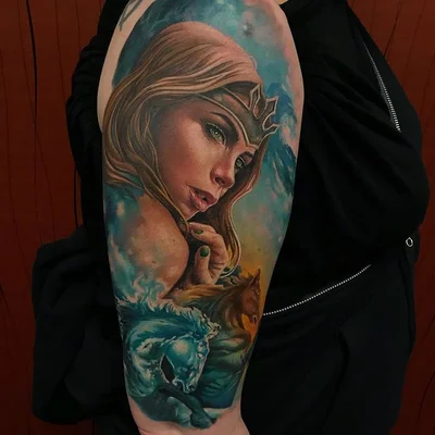 Sarah Miller tattoo 015
