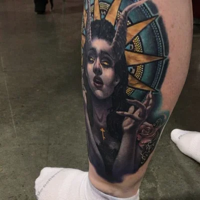 Sarah Miller tattoo 021